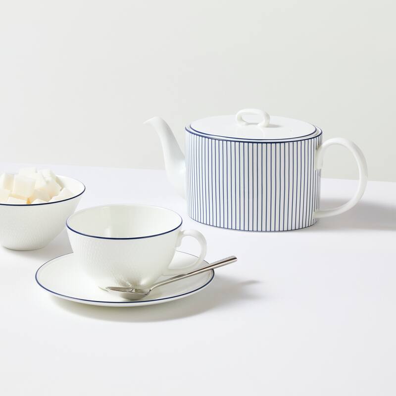 Wedgwood Gio Blue Teapot 31.7floz