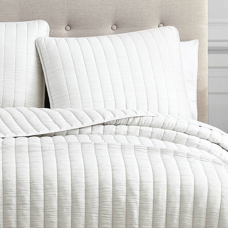Riverbrook Home Moonstone 3 Piece Quilt Set