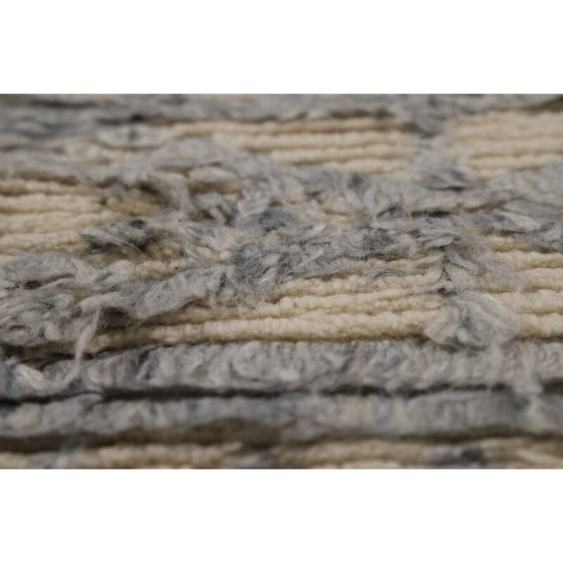 Beige & Gray Moroccan Shaggy Oriental Area Rug Handmade Wool Carpet - 4'11" x 7'8"
