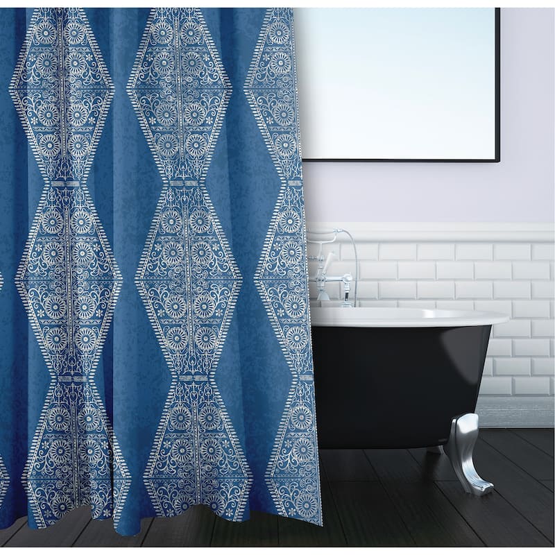71 x 74-inch Pyramid Stripedd Geometric Print Shower Curtain