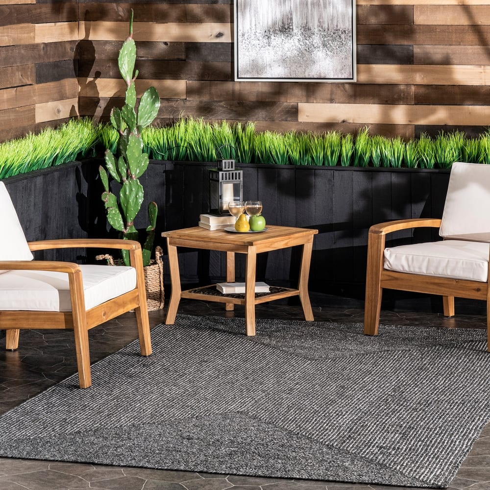 Nuloom Wynn Braided Indoor/Outdoor Area Rug