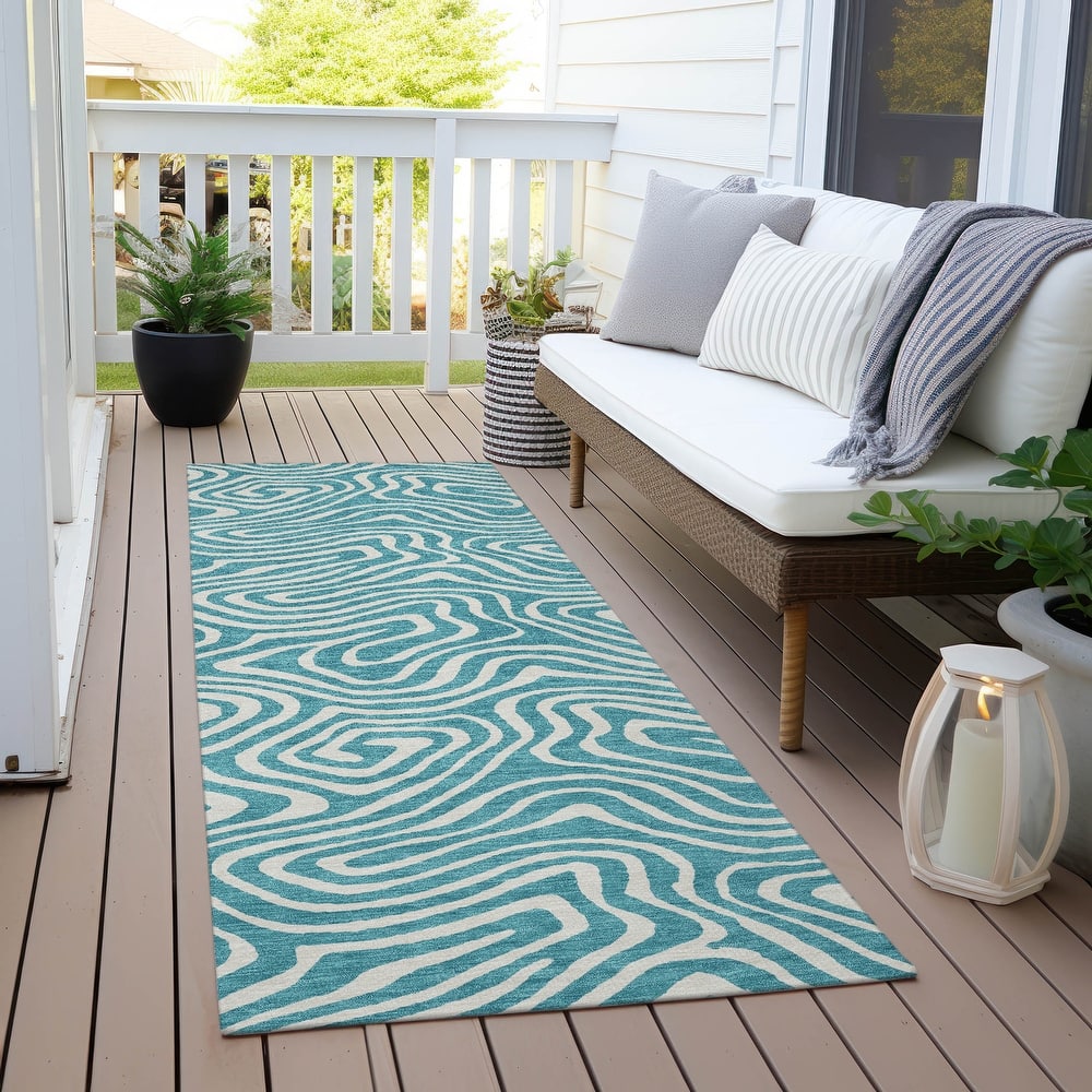 Machine Washable Indoor/ Outdoor Abstract Modern Chantille Rug