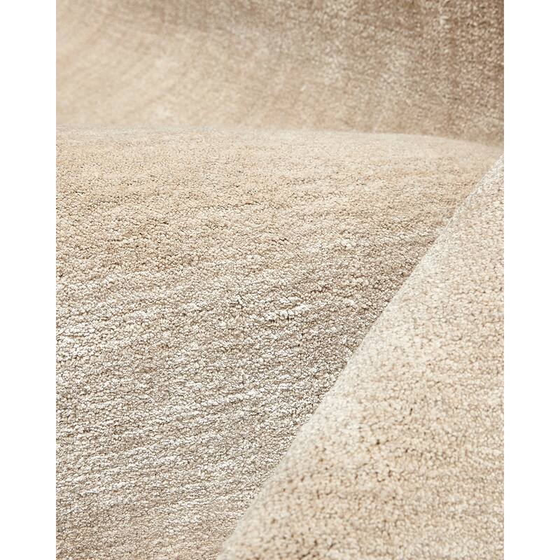 Overton Handmade Modern Contemporary Solid Area Rug