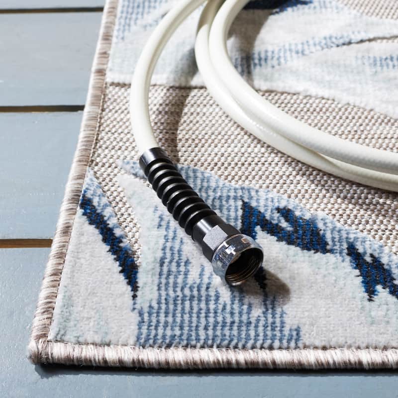 SAFAVIEH Cabana Zhuldyz Indoor/ Outdoor Waterproof Rug