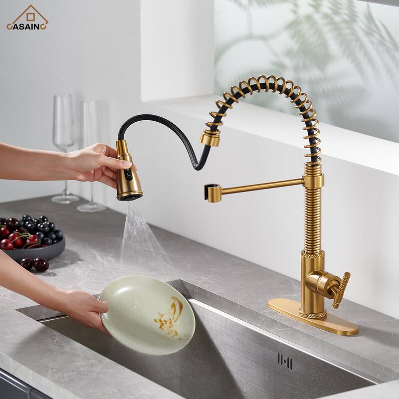 Single Handle Pull Down Sprayer Kitchen Faucet