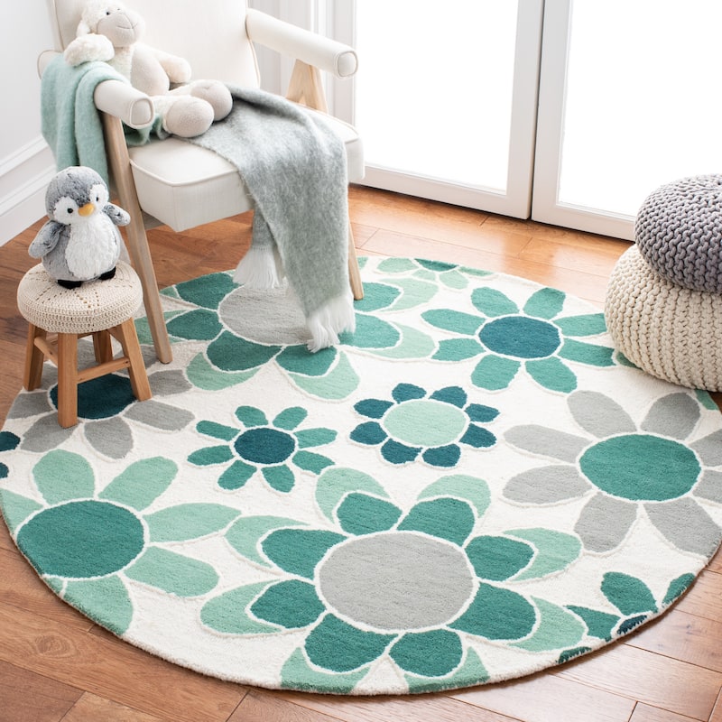 SAFAVIEH Handmade Kids Miens Floral Wool Rug - 5' Round - Ivory/Green - Round