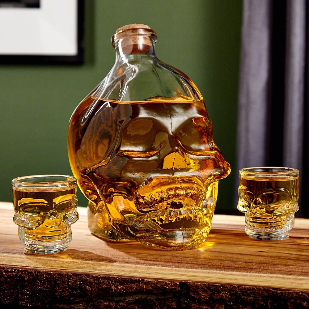 Skull of Doom Skull Decanter and Shot Glass Set - Bed Bath