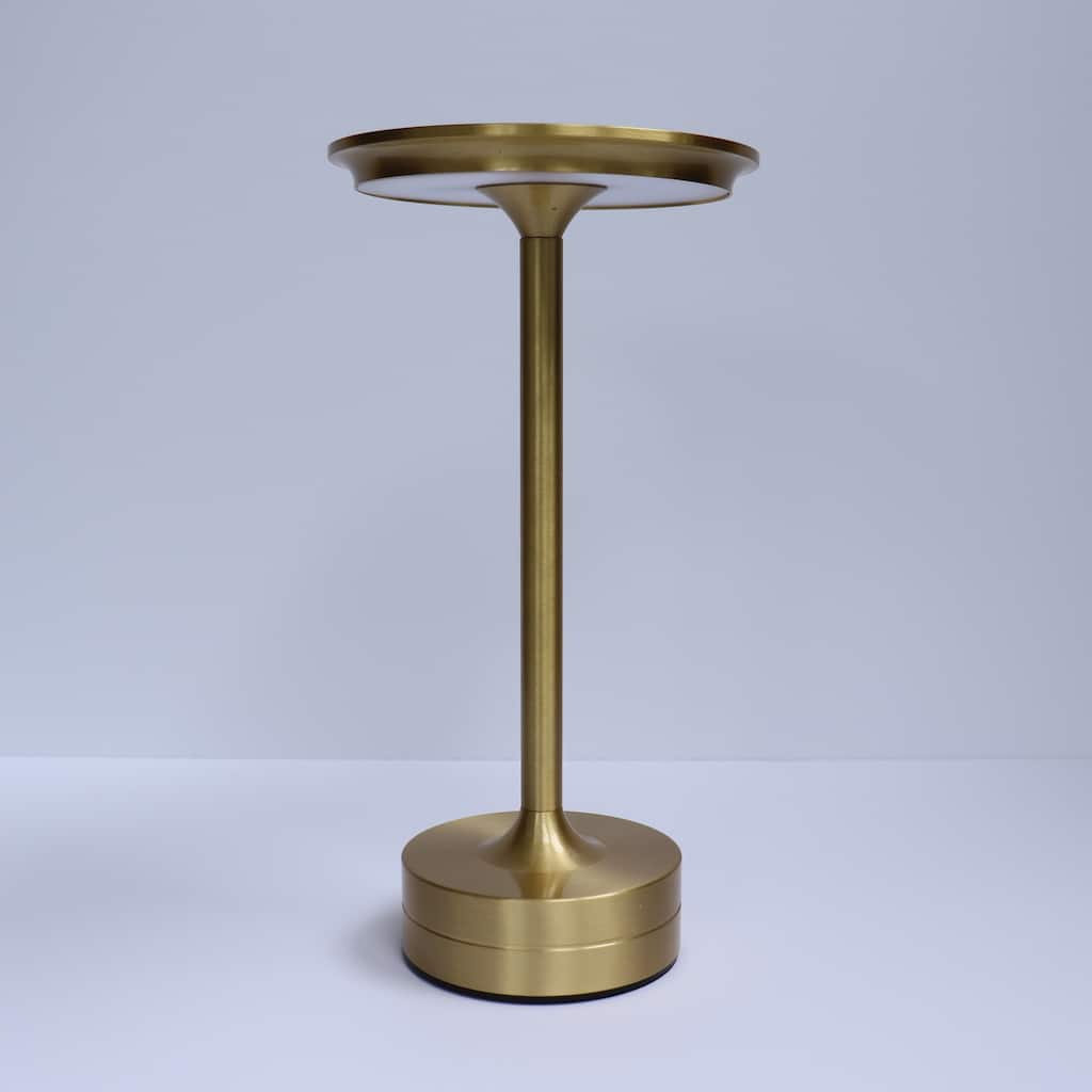 Malibu Patio Lamp w/Bug Deterrent Feature