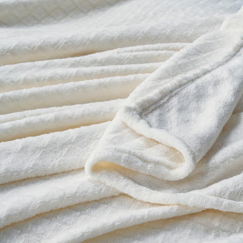Superior Alaska Quilted Diamond Plush Fleece Blanket For Couch or Bed