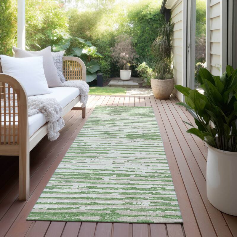 Machine Washable Indoor/ Outdoor Chantille Abstract Ombre Rug - Green - 2'3" x 7'6"