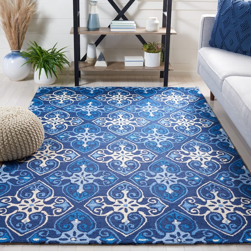 SAFAVIEH Handmade Four Seasons Irmlinde Floral Rug - 5' x 8' - Navy/Ivory