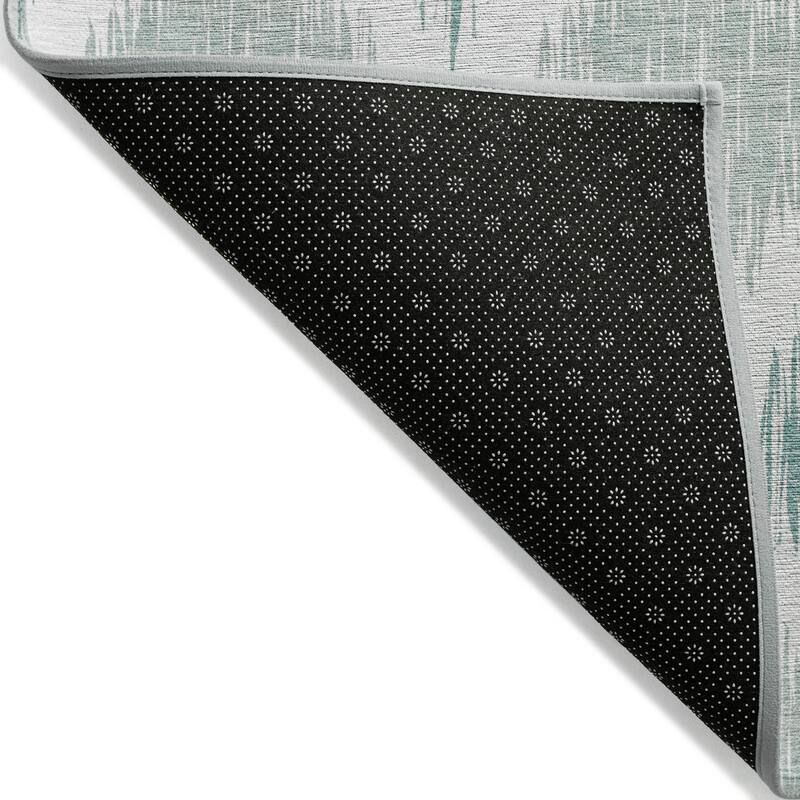 Machine Washable Indoor/ Outdoor Chantille Contemporary Geo Rug