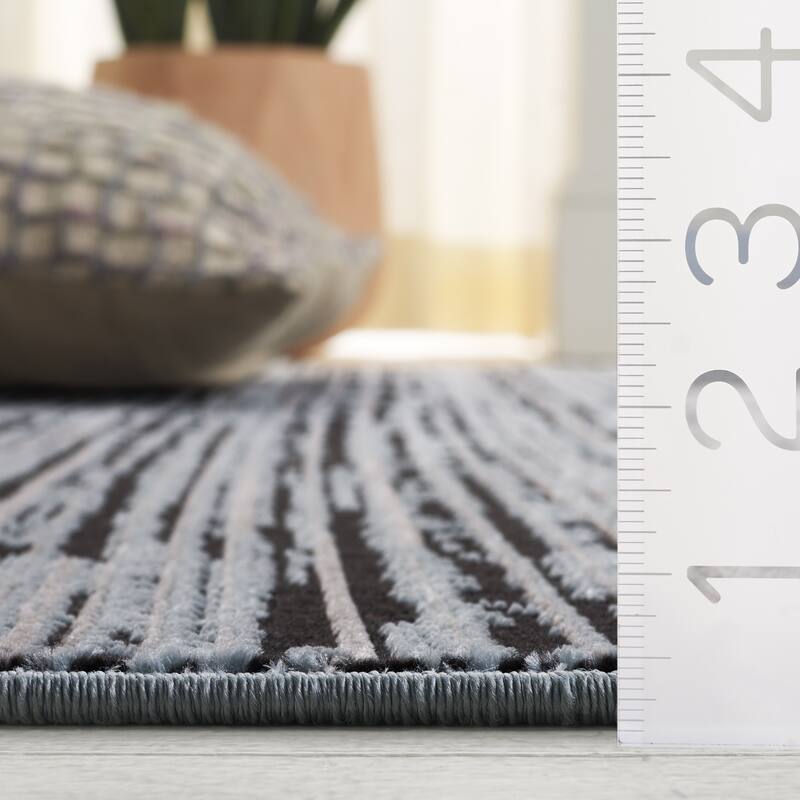 SAFAVIEH Mila Hansina Modern & Contemporary Rug
