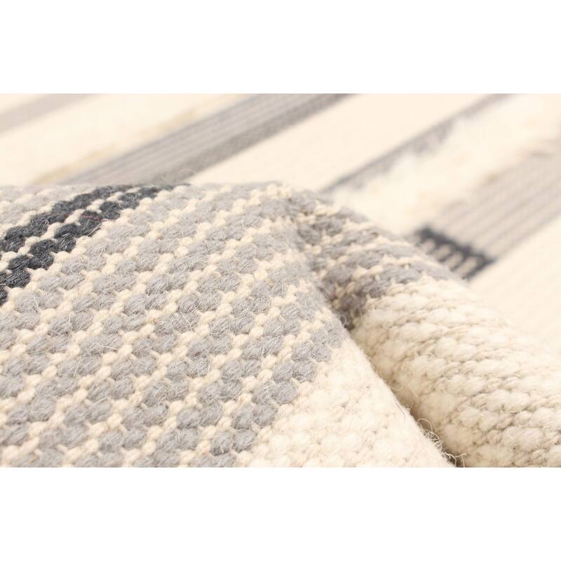 ECARPETGALLERY Hand Tufted Timeless Cream Wool Rug - 5'2 x 8'1