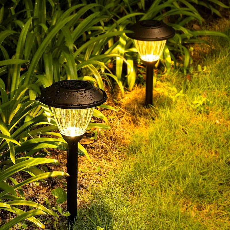 Solar Powered Outdoor Pathway Metal & Glass 6 Pack Light