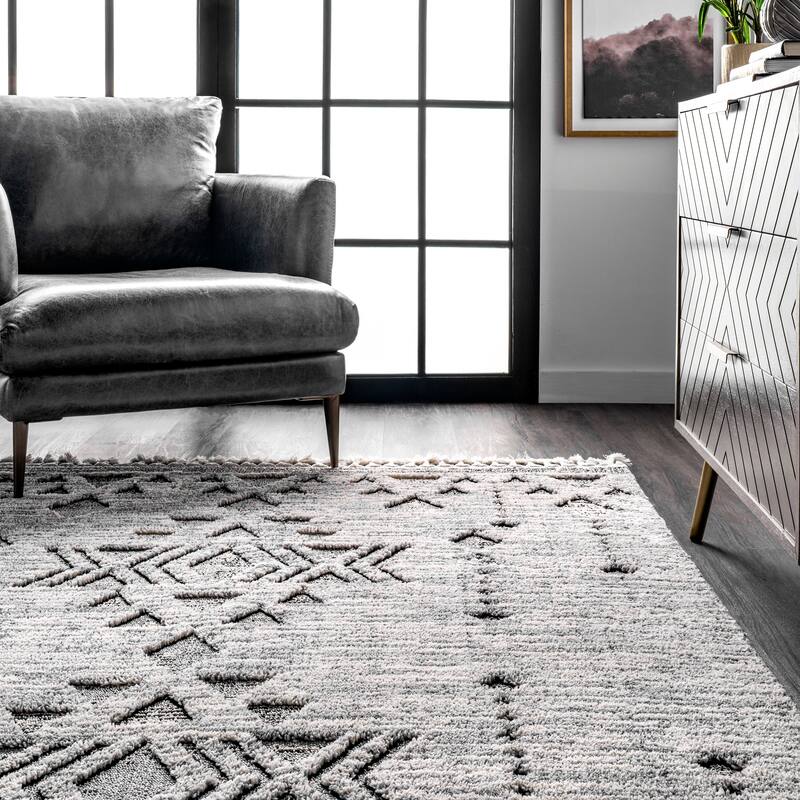 Nuloom Sully Soft Snowflake Textured Tassel Area Rug