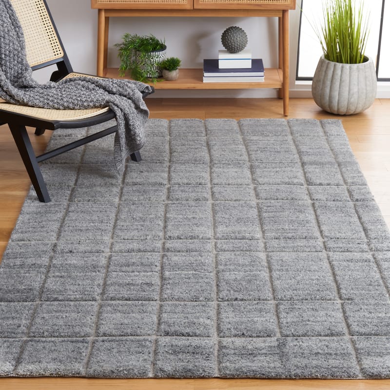 SAFAVIEH Handmade Kenya Maeva Wool Rug - 6' x 9' - Dark Grey