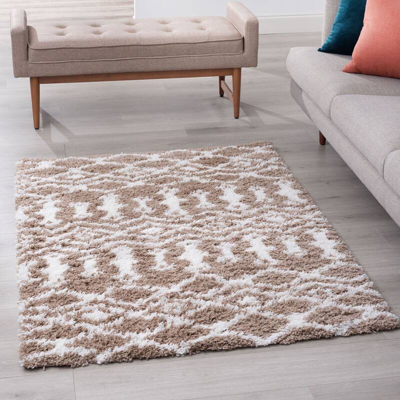 Joy Shag Mediterranean Geometric Indoor Area Rug