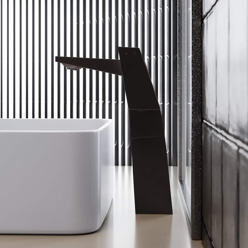 Carré 9 Single Handle Bathroom Faucet