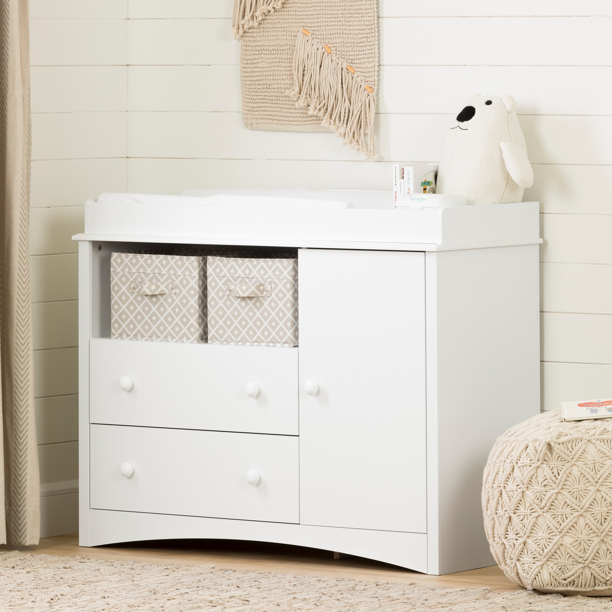 Peek-a-boo Collection Changing Table 