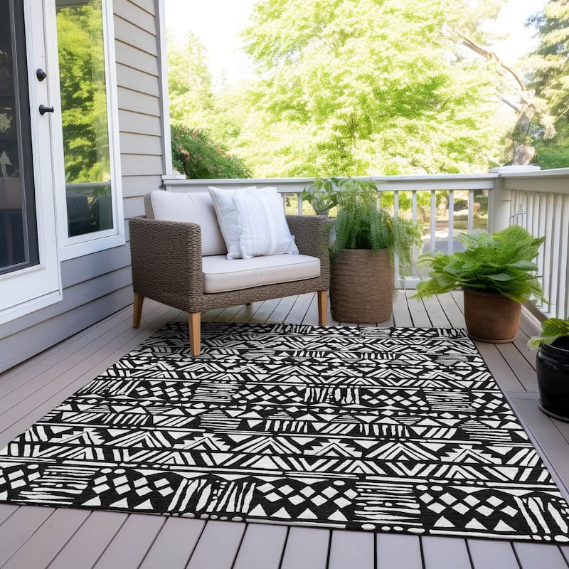 Machine Washable Indoor/ Outdoor Chantille Boho Tribal Rug - Black - 10' x 14'