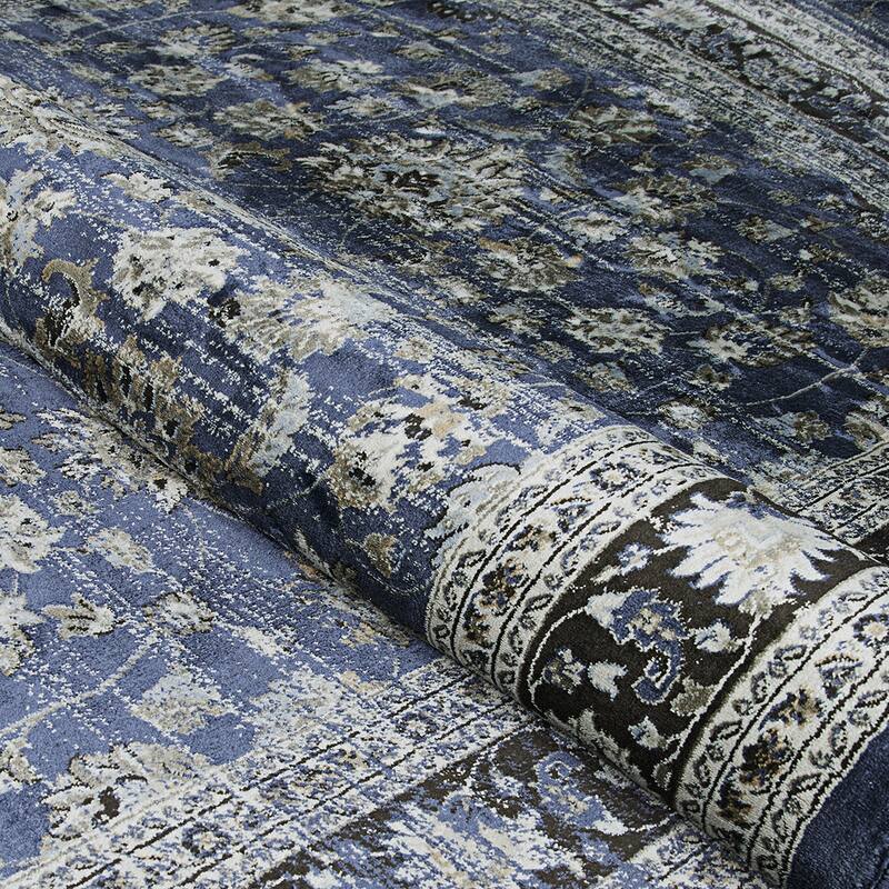 Couristan Zahara Floral Ferahan Area Rug