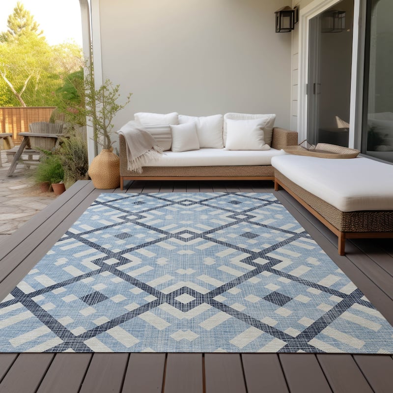 Machine Washable Indoor/ Outdoor Chantille Contemporary Trellis Rug