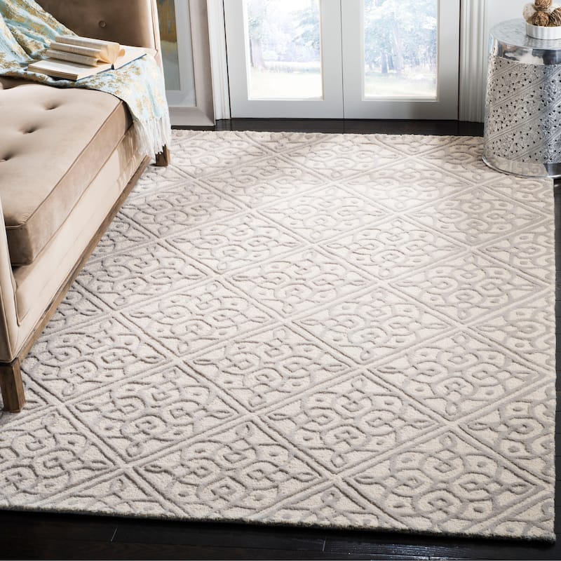 SAFAVIEH Handmade Cambridge Aristida Modern Wool Rug - 5' x 8' - Ivory/Grey