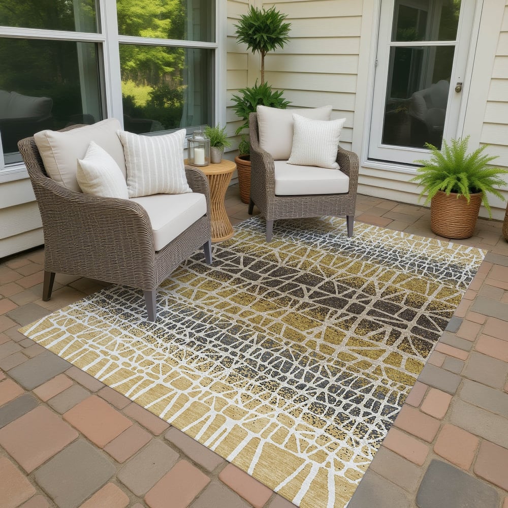 Machine Washable Indoor/ Outdoor Boho Global Chantille Rug