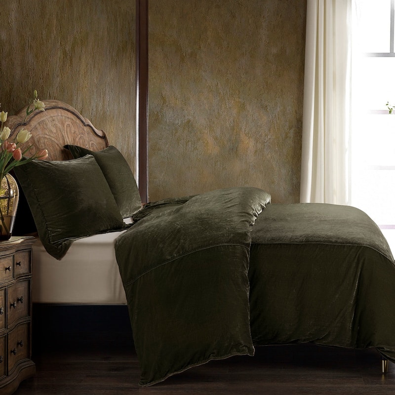 HiEnd Accents Stella Faux Silk Velvet Romantic Western 3 Piece Duvet Cover Set