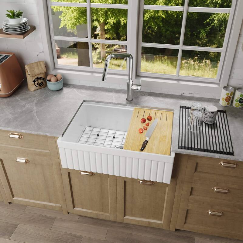 Pillar 30 Inch Kitchen Farmhouse Fireclay Workstation Sink