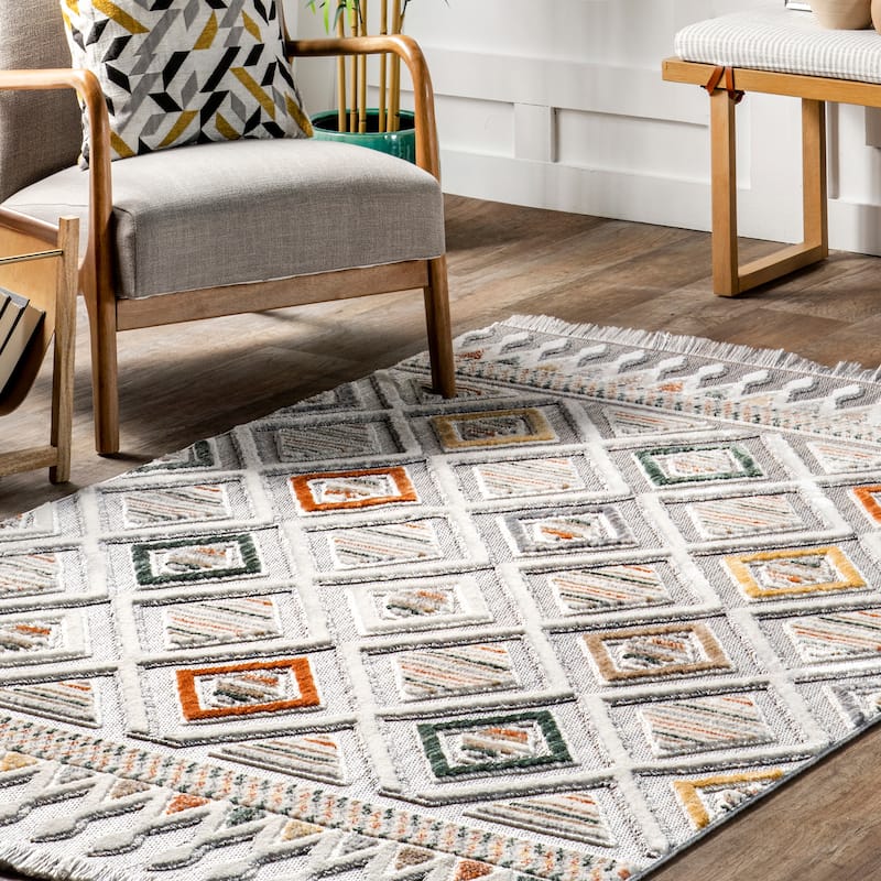 Nuloom Colleen Mixed Diamond Fringe Area Rug