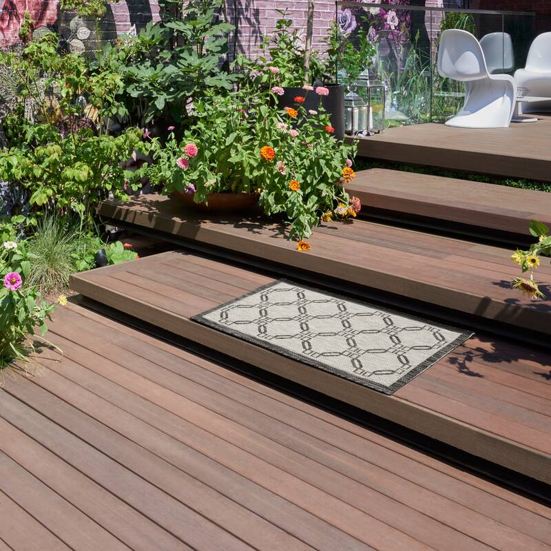 Nourison Garden Party Geometric Casual Indoor/Outdoor Area Rug