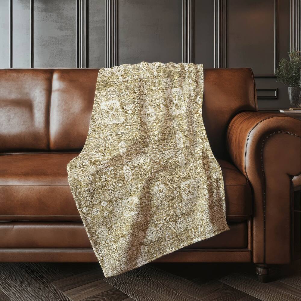 Premium Machine Washable Persian Panel Sherpa Throw Blanket
