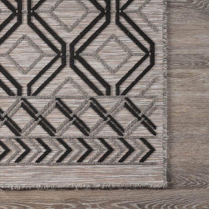 Reter Contemporary Geometric Performance Indoor/Outdoor Area Rug by Sevita