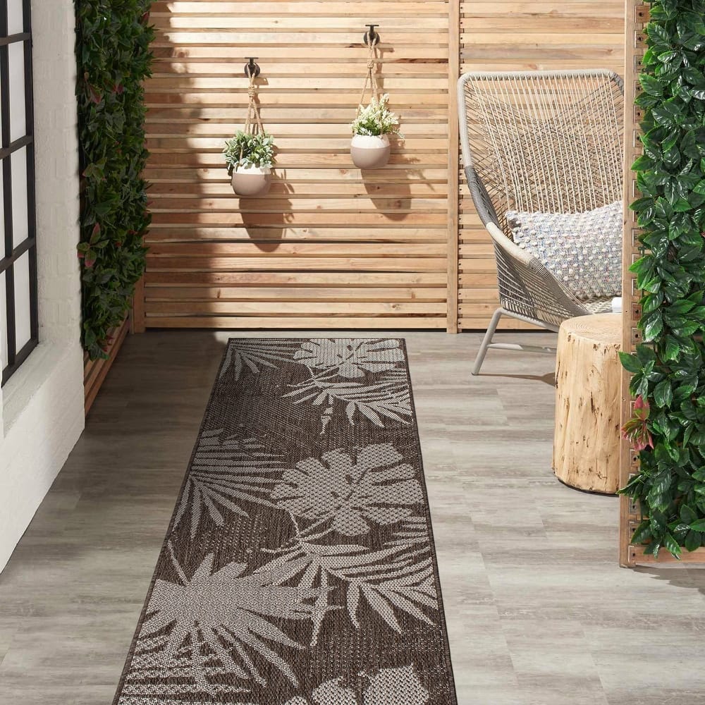 Contemporary Tropical Leaves Indoor/Outdoor Flatweave Waterproof Backyard Patio Area Rug