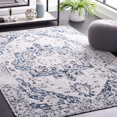SAFAVIEH Easy Care Machine Washable Fiora Rug