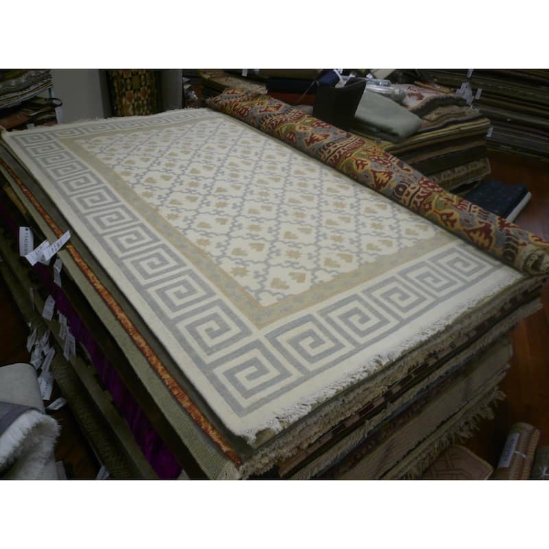 SAFAVIEH Couture Handmade Sumak Flatweave Mirnije Traditional Oriental Wool