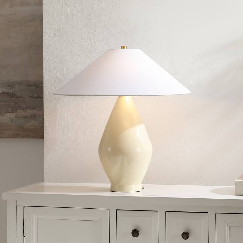 SAFAVIEH Lighting Jianna 22-inch Table Lamp - 20"W x 20"D x 22"H