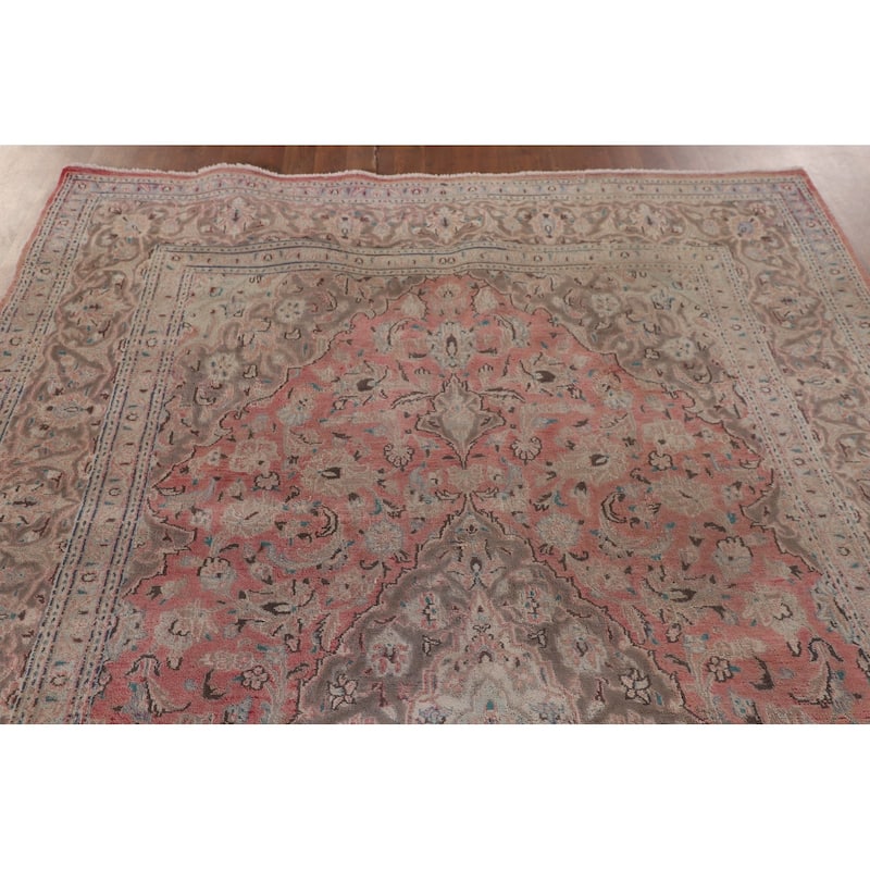 Traditional Mashad Persian Vintage Area Rug Hand-Knotted Wool Carpet - 6'4"x 9'7"