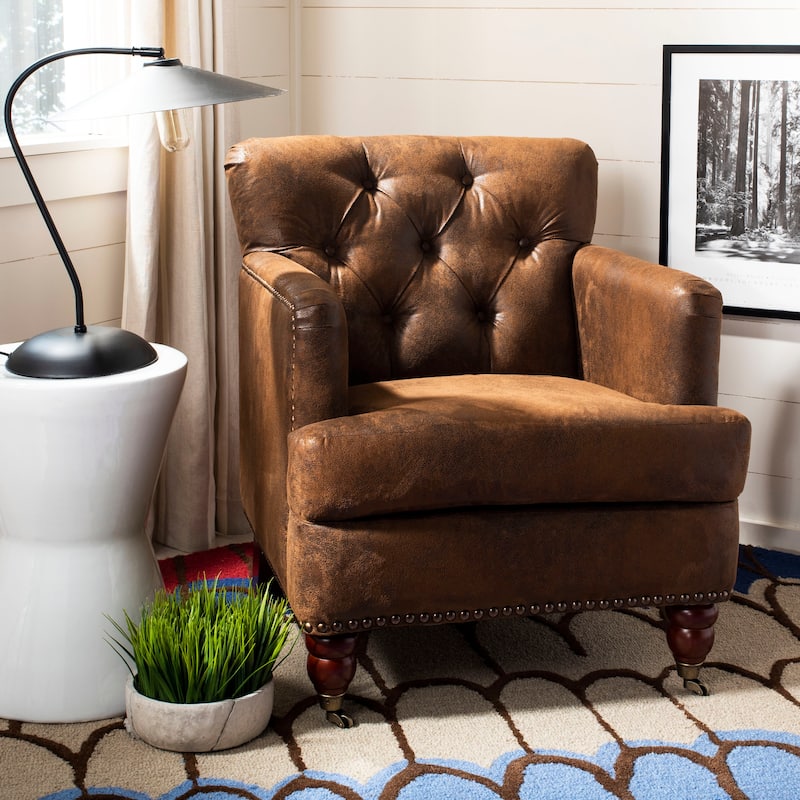 SAFAVIEH Tori Antiqued Tufted Brown Club Chair - 28" x 34.4" x 32.7". - 28"W x 34"D x 33"H