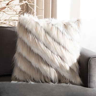 SAFAVIEH Adelyn Faux Fur Pillow