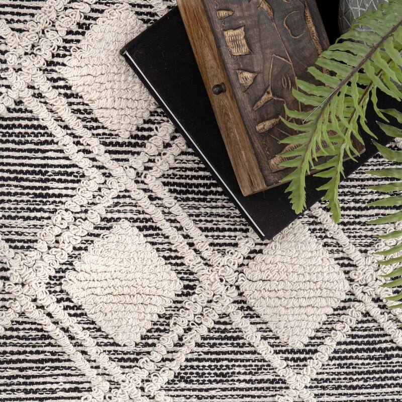 Nuloom Ivory Cotton Handmade Modern Geometric Trellis Cary Area Rug