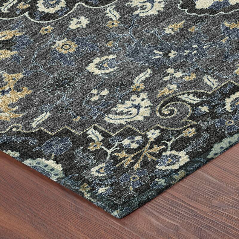 Machine Washable Indoor/ Outdoor Traditional Savannah Chantille Rug