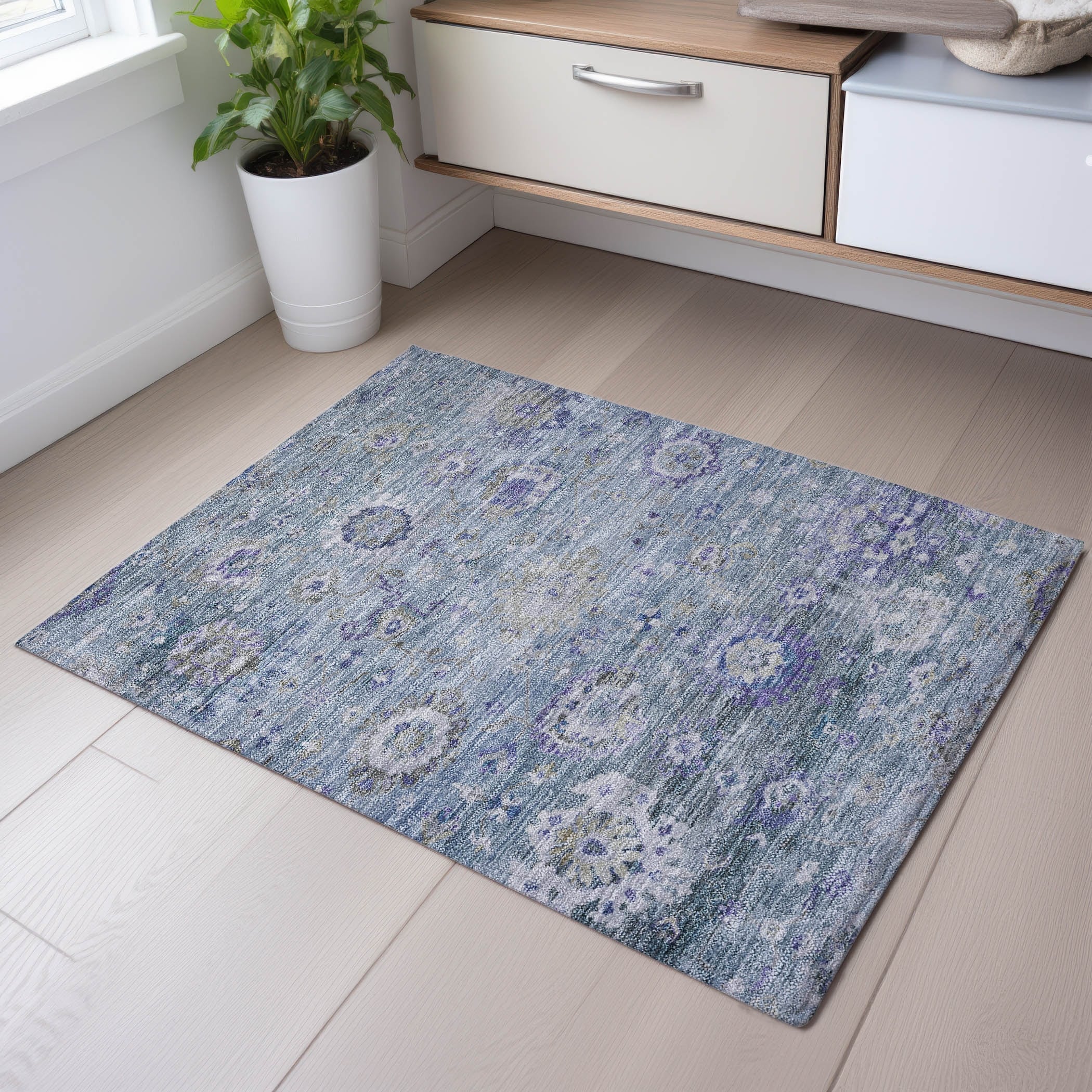 Premium Washable Super Soft Traditional Vintage Mayfield Rug
