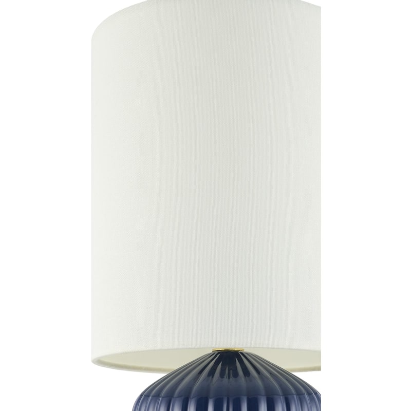 Livabliss Vadso Traditional Accent Table Lamp