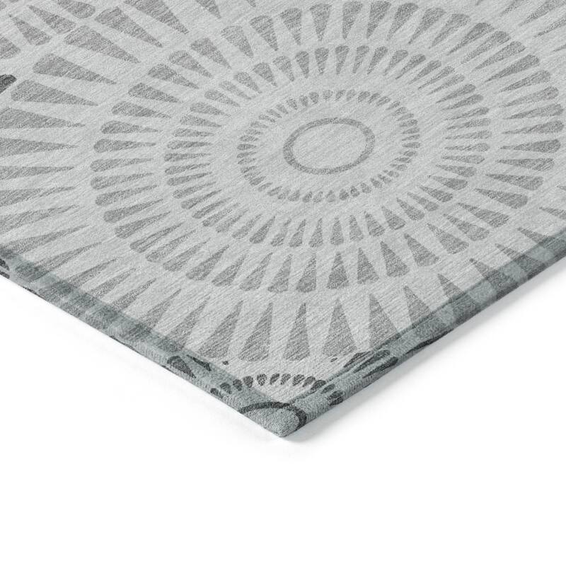 HomeRoots Geometric Transitional Rectangle Outdoor Rug