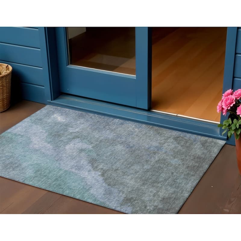 HomeRoots Abstract Transitional Rectangle Outdoor Rug - 3' x 5'