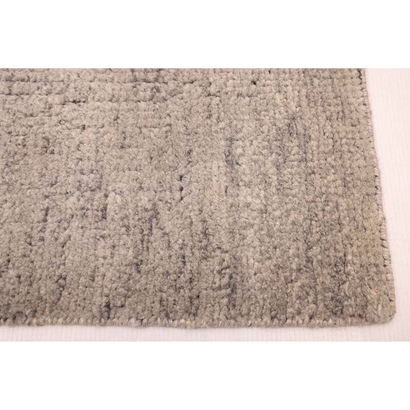 ECARPETGALLERY Hand-knotted Tangier Light Grey Wool Rug - 5'1 x 8'3