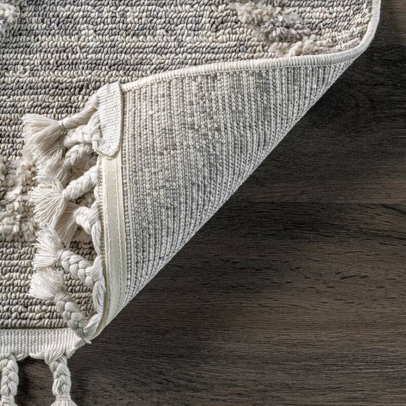 Nuloom Skylar Textured Trellis Tassel Area Rug